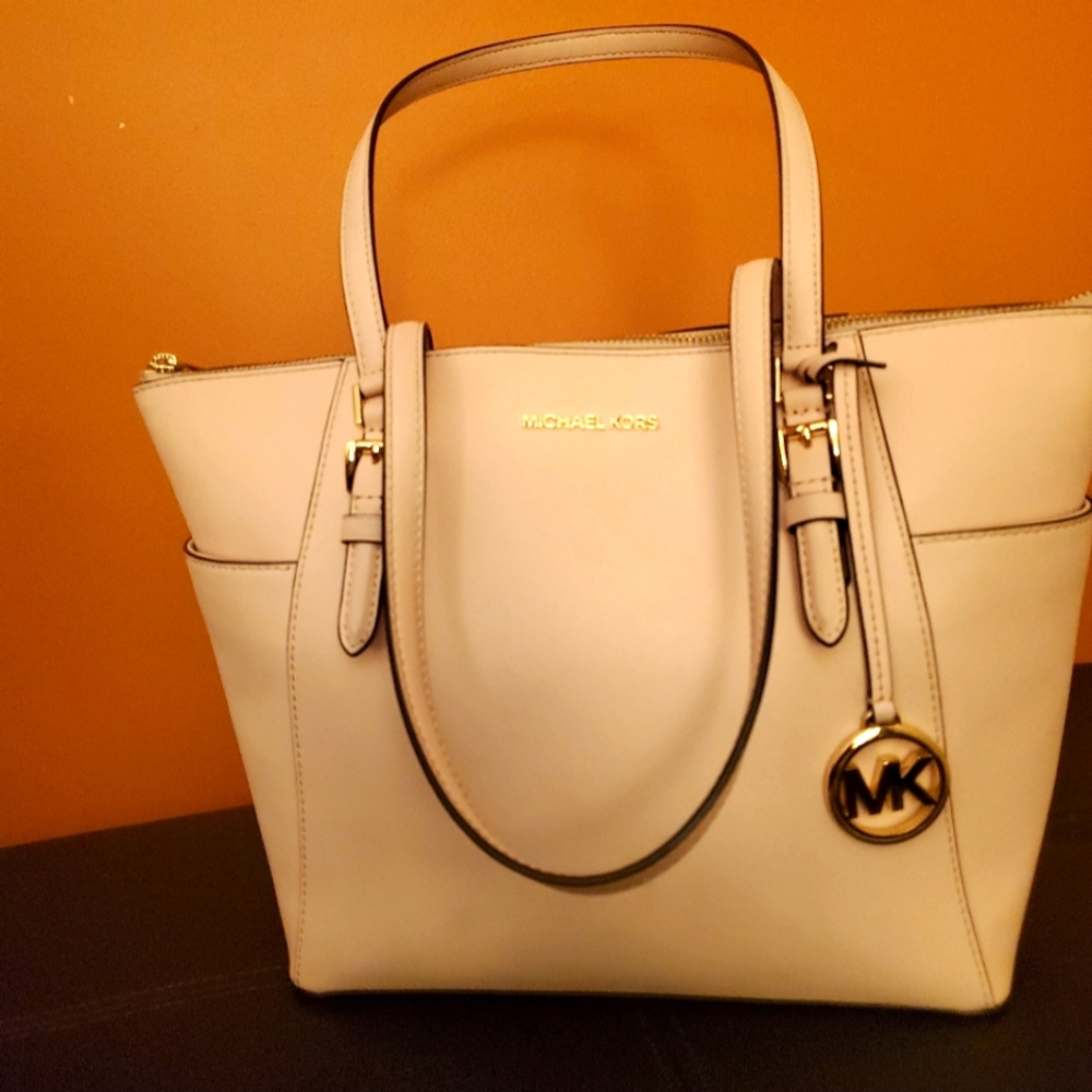 Michael Kors pink tote